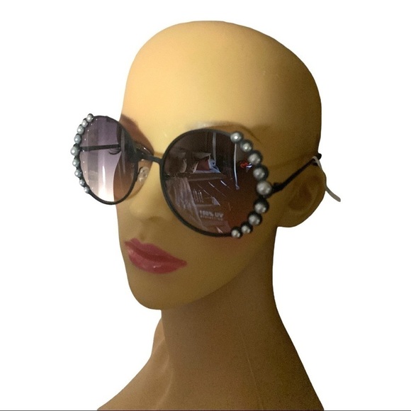 Pearl  Embellished Black Round Frame Dark Lens Sunglass…BALL… - Picture 6 of 8